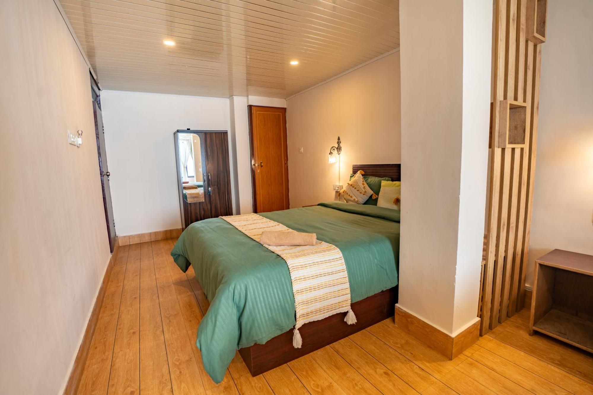 דרג'ילינג Monratino Himadrie -2 Mins Walk From Mall Road - All Rooms Have Kanchenjunga Mountain View מראה חיצוני תמונה