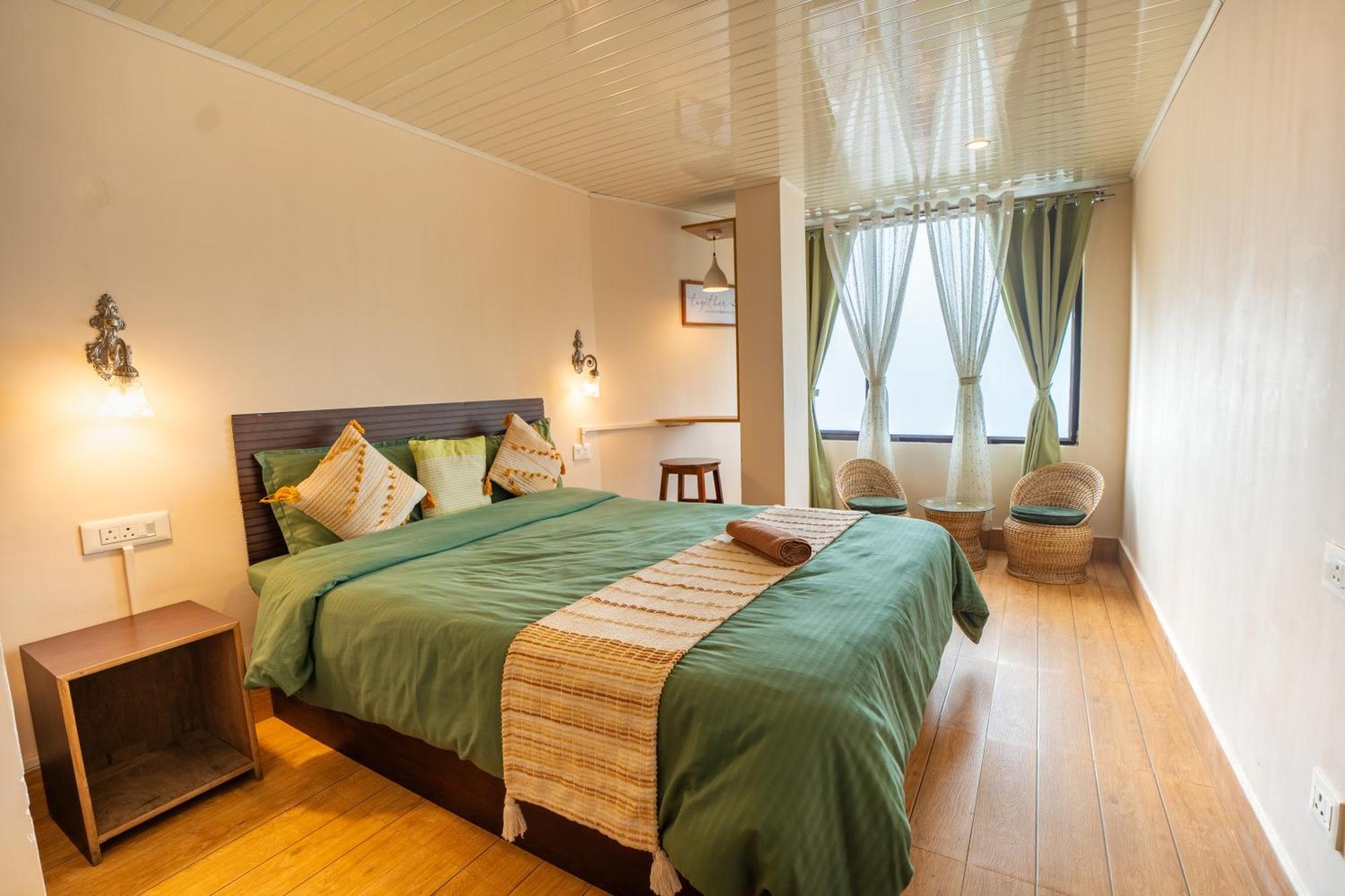 דרג'ילינג Monratino Himadrie -2 Mins Walk From Mall Road - All Rooms Have Kanchenjunga Mountain View מראה חיצוני תמונה