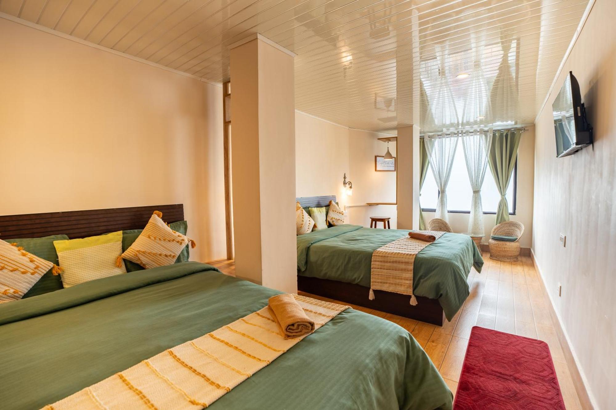 דרג'ילינג Monratino Himadrie -2 Mins Walk From Mall Road - All Rooms Have Kanchenjunga Mountain View מראה חיצוני תמונה